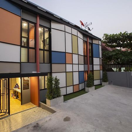 Kaelyn Cozy Living Hotell Bangkok Exteriör bild