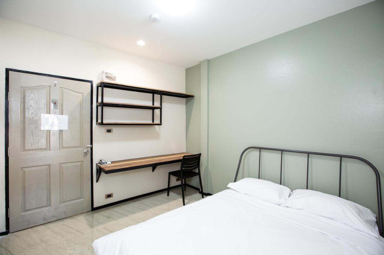 Kaelyn Cozy Living Hotell Bangkok Exteriör bild