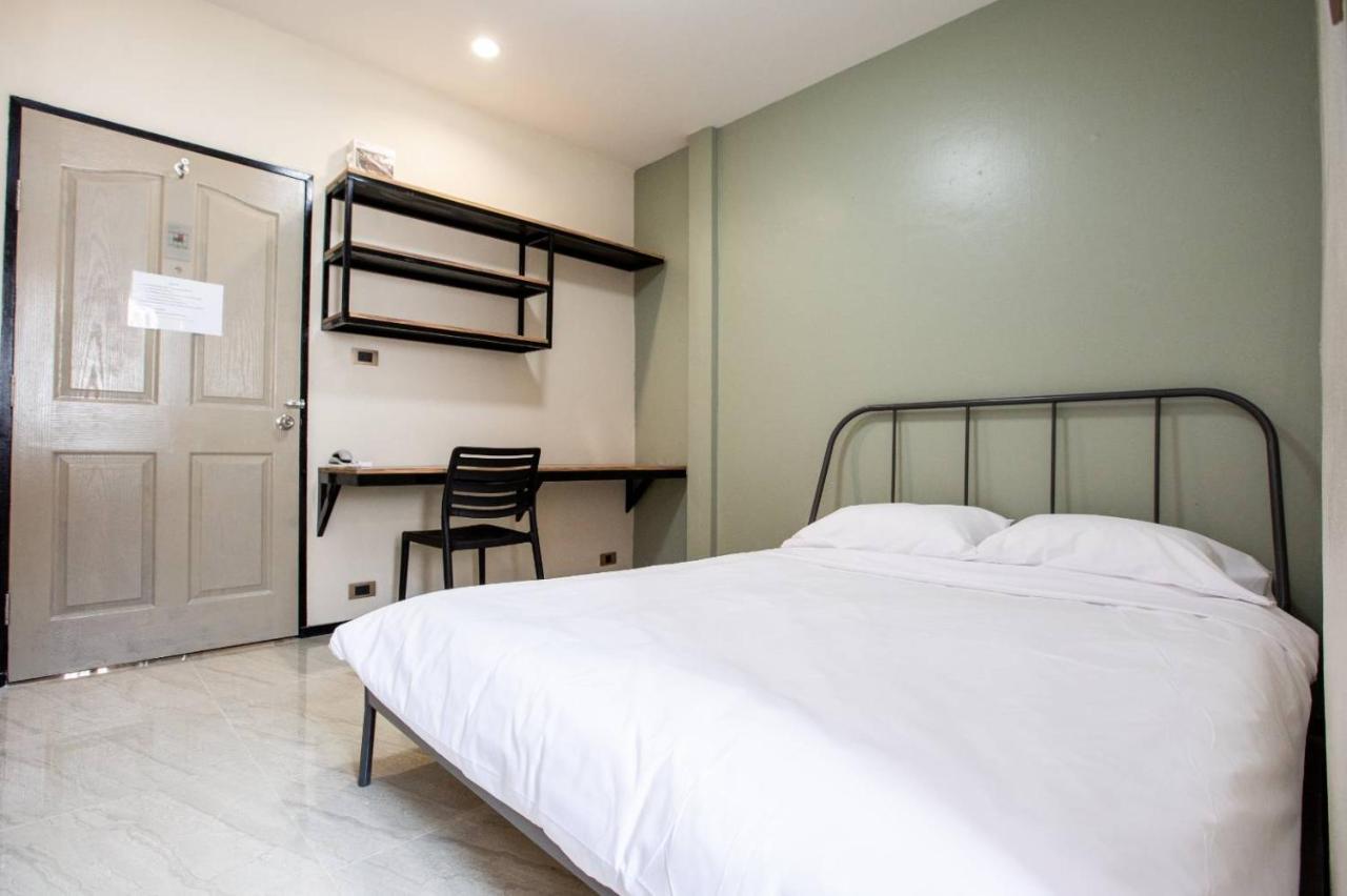 Kaelyn Cozy Living Hotell Bangkok Exteriör bild