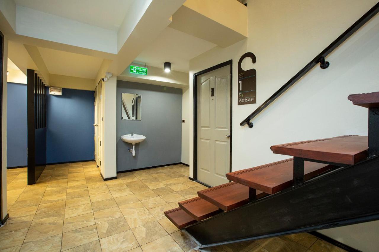 Kaelyn Cozy Living Hotell Bangkok Exteriör bild
